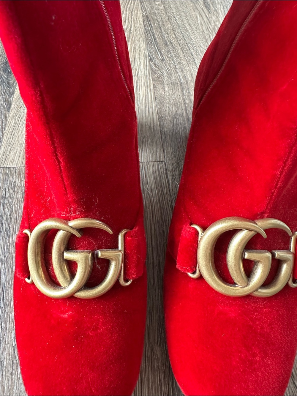 Gucci Red Velvet GG Marmont Ankle Boots with Gold Logo - Picture 2 of 5